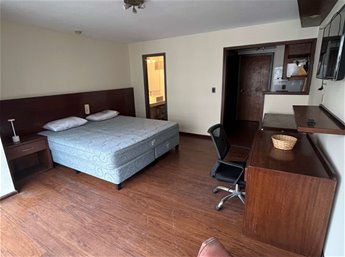 ALQUILER APARTAMENTO POCITOS MONOAMBIENTE AL FRENTE KITCHENETTE BAÑO AIRE ACONDICIONADO.EXCELENTE UBICACION!