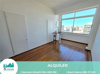ALQUILA! HERMOSO MONOAMBIENTE EN PISO CON GRAN VISTA A LA RAMBLA Y A PLAZA GOMENSORO! POCITOS!