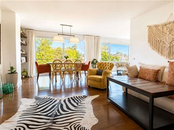 Venta -  Carrasco Sur Exclusivo apartamento 3 dormitorios , Suite, toilette, con rooftop privado de 185 m² servicio y dos garajes