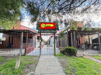 Alquiler Anual - Casa tipo apto de 2 dormitorios y medio- Atlántida