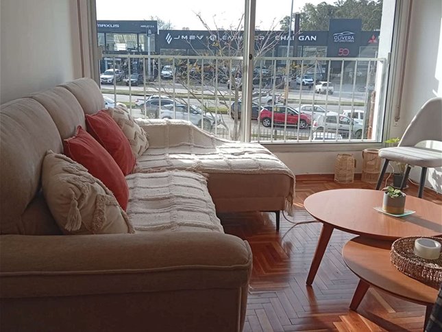 Excelente Apartamento 3 Dormitorios 2 Baños Sobre Avenida italia - foto 1