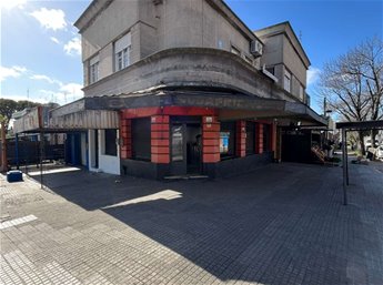 Alquiler Local Comercial en Esquina. ZONA Perez Castellanos 2 Baños
