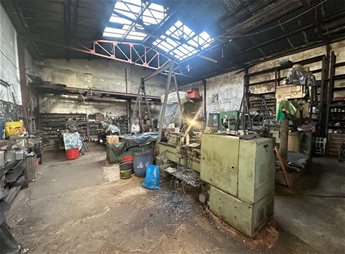 VENTA LOCAL COMERCIAL EN AGUADA, GALPON, DEPOSITO, A RECICLAR