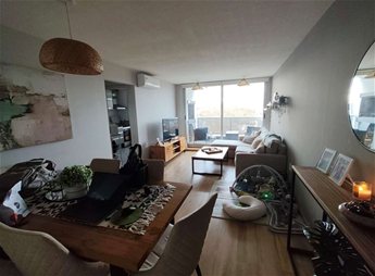 ALQUILER Apartamento de 2 dormitorios y 2 baños con garaje en Pocitos Nuevo