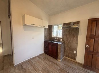 Casa de un dormitorio y patio exclusivo.