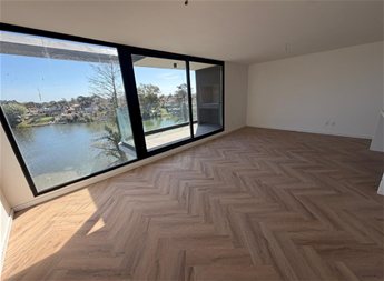 PARQUE MIRAMAR Venta Apartamento 3 Dormitorios, vistas al Lago, terraza con parrillero con Garaje, AMENITIES: Barbacoa, Piscina, Beneficios fiscales por Ley de vivienda promovida