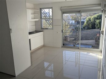 Venta y Alquiler , DE 1 DORMITORIO, 1 BAÑO, AZOTEA CON PARRILLERO DE USO EXCLUSIVO,
