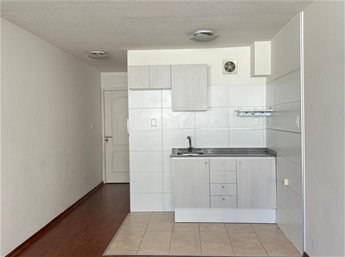 Precioso alquiler de monoambiente en Tres Cruces, frente al shopping, impecable estado