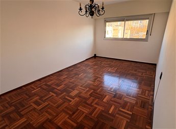 Venta apartamento 3 dormitorios 1 baño Centro