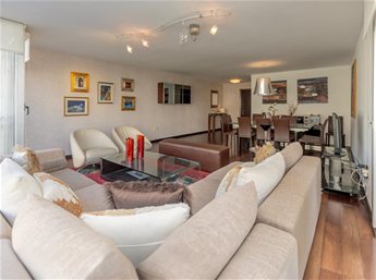 ALQUILER APARTAMENTO EN PUNTA CARRETAS - 3 DORMITORIOS, ESTAR, SERVICIO Y 2 GARAJES