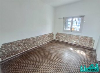 ALQUILER! CASA! 1 DORMITORIO!! SIN GASTOS COMÚNES!!! BRAZO ORIENTAL!!