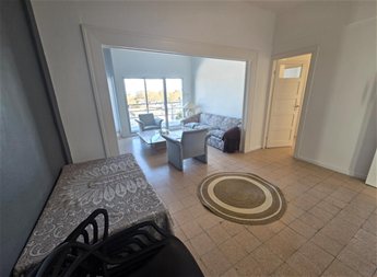 Alquiler 3 dormitorios 2 baños y terraza, muebles, amplio y hermoso!
