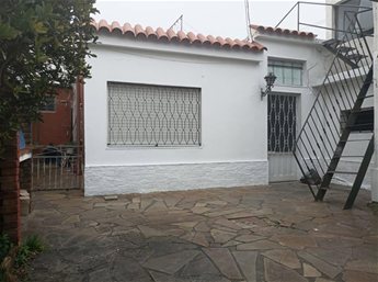 Alquiler en Jacinto Vera Apartamento 3 Dormitorios, estufa a leña , patio