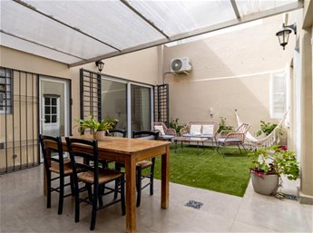 Venta Casa Cordón Sur 3 Dormitorios + escritorio y contruccion independiente. Garaje, patio