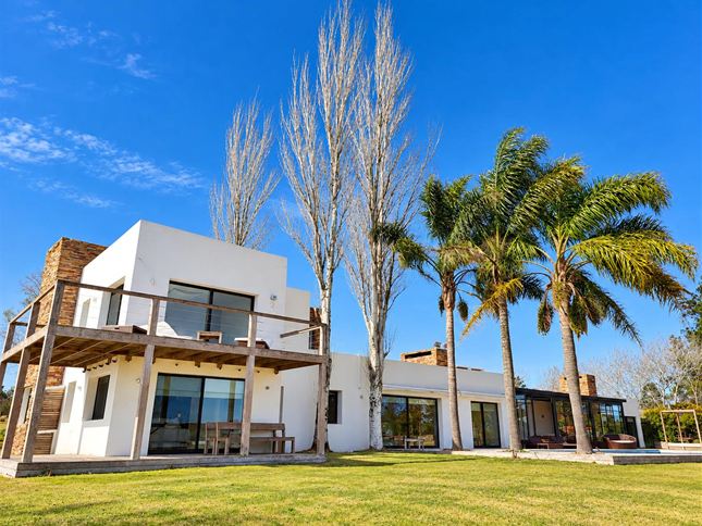 VENTA CASA EL QUIJOTE BARRIO PRIVADO PUNTA DEL ESTE - foto 2