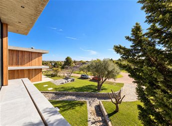 Casa En Venta En Carmel Con 5 Dormitorios En Suite, Piscina Y Barbacoa