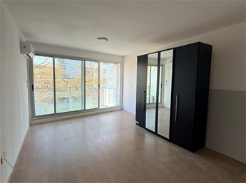 VENTA o ALQUILER  MONOAMBIENTE CON TERRAZA AL FRENTE. CAMPBELL Y RIVERA PISCINA