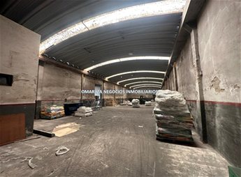 Alquiler y venta local industrial Sayago, galpón, depósito con oficinas y acceso de camiones