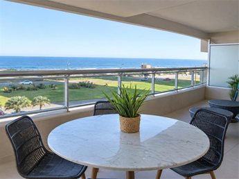 APARTAMENTO ALQUILER TEMPORAL 4 DORM 5 BAÑOS PLAYA BRAVA TERRAZA PROPIA / VISTA AL MAR