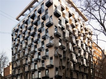 Alquiler apartamento un dormitorio con garaje al frente terraza luminoso Centro