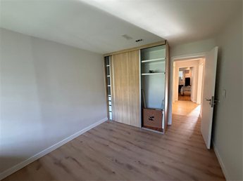 VENTA Casa reciclada de 3 dormitorios, 2 baños y piscina en Carrasco Norte - foto 7