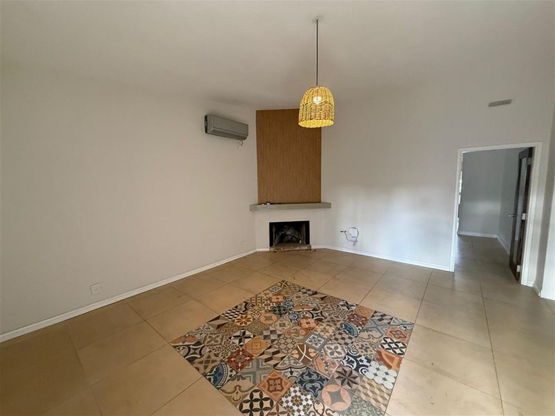 VENTA Casa reciclada de 3 dormitorios, 2 baños y piscina en Carrasco Norte - foto 2