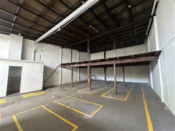 ALQUILER LOCAL COMERCIAL EN GOES, GALPON, DEPOSITO, ENTRADA VEHICULAR, ENTREPISO