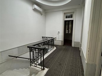 Alquiler casa de altos en Proa Constituyente Blanes y Maldonado 9 ambientes todos al frente - foto 4