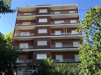 HERMOSOS APARTAMENTO DE DOS DORMITORIOS AMPLIOS Y GGE