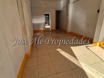 EN ALQUILER LOCAL COMERCIAL CÉNTRICO SOBRE UNA DE LAS AV PRINCIPALES DE COLONIA. - foto 5