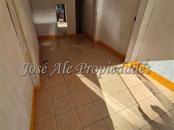 EN ALQUILER LOCAL COMERCIAL CÉNTRICO SOBRE UNA DE LAS AV PRINCIPALES DE COLONIA. - foto 6