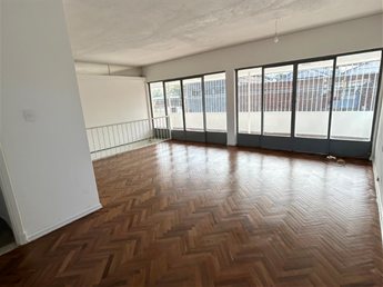 Alquiler casa de altos Pondal y Millán 3 dormitorios estar con hogar 2 baños terrazas