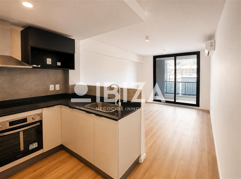 Apartamento Malvín, a estrenar, 2 dormitorios, terraza, patio con parrillero y garage - foto 3