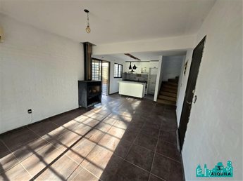 ALQUILER!! GRAN CASA ESQUINA DE 4 DORM Y 3 BAÑOS! PARRILLERO Y AMPLIO FRENTE JARDIN! ACCESO PARA VARIOS VEHICULOS! ATLANTIDA! - foto 4