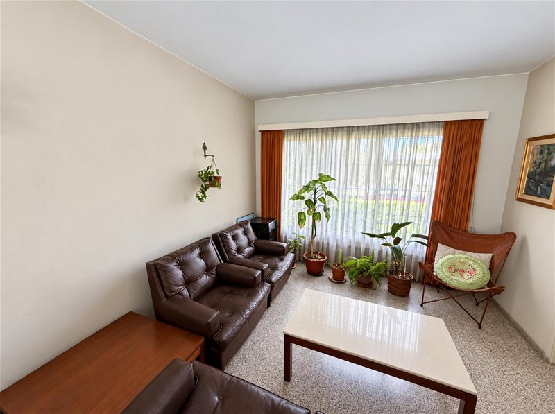 Malvín Casa en venta 3 dormitorios solidez, amplitud y gran fondo al Norte - foto 3