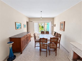 Malvín Casa en venta 3 dormitorios solidez, amplitud y gran fondo al Norte - foto 7