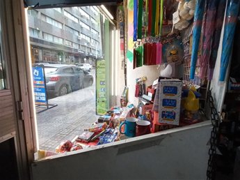 Venta Local Comercial sobre Tristán Narvaja a pasos de 18 de julio - foto 4
