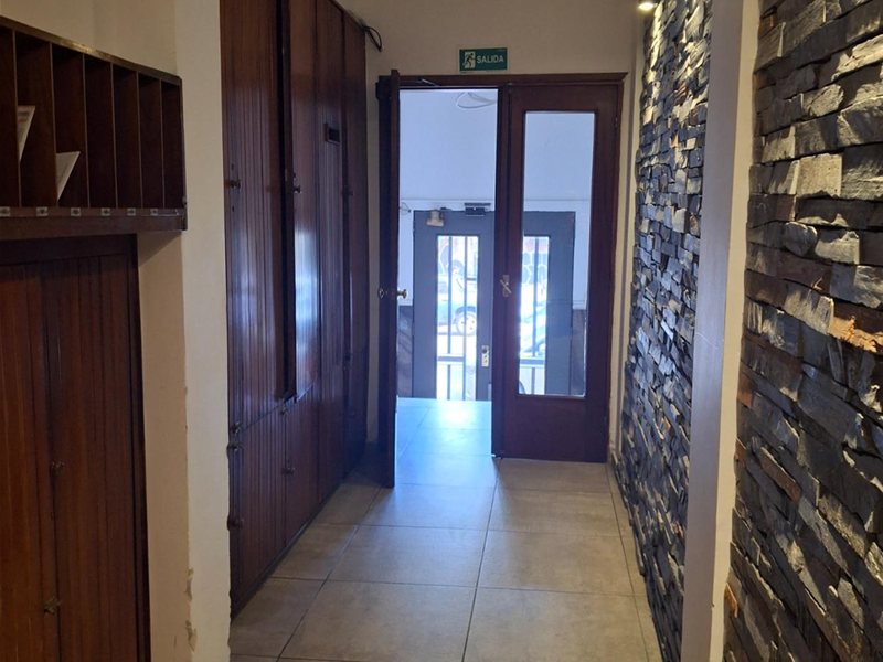 Venta de apartamento en Cordón sur, 2 dorm, 2 baños, ascensor - foto 2