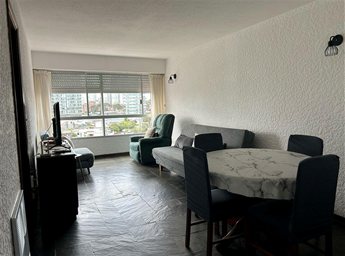 Alquiler Apartamento 1 Dormitorio con Cochera y Servicios de Hotel en Parada 2 Brava, Punta del Este