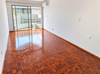 MONOAMBIENTE PUNTA CARRETAS PISO 4 CONTRAFRENTE