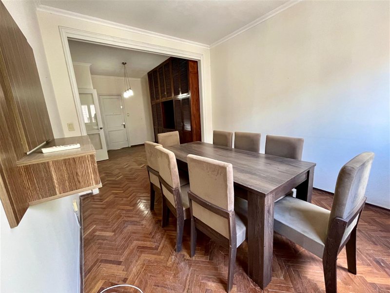 Apartamento Luminoso de 1 Dormitorio al Frente con Balcón – Centro - foto 2