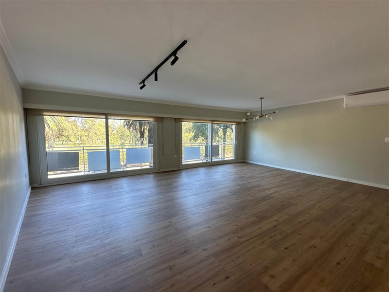 Alquiler apartamento Golf 3 dormitorios garage reciclado! - foto 3
