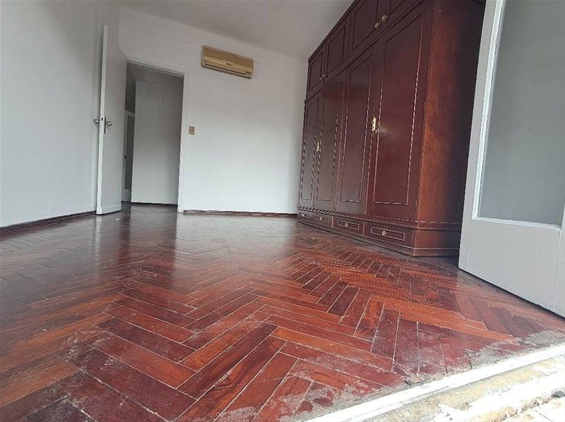 Apartamento en la Comercial a pasos de Br Artigas, Garibaldi y Amezaga - foto 3