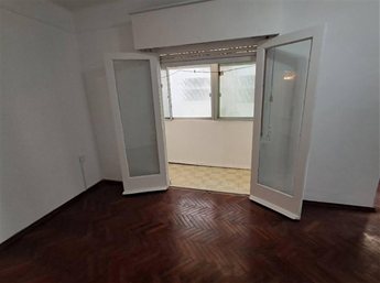 Apartamento en la Comercial a pasos de Br Artigas, Garibaldi y Amezaga - foto 6