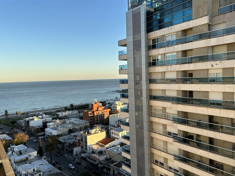 Venta con renta Penthouse 3 dormitorios garage amenities Diamantis - foto 3