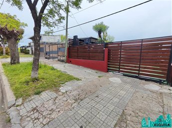 ALQUILER | CASA | 3 DORMITORIO | GARAGE | SIN GASTOS COMUNES | CERRITO DE LA VICTORIA