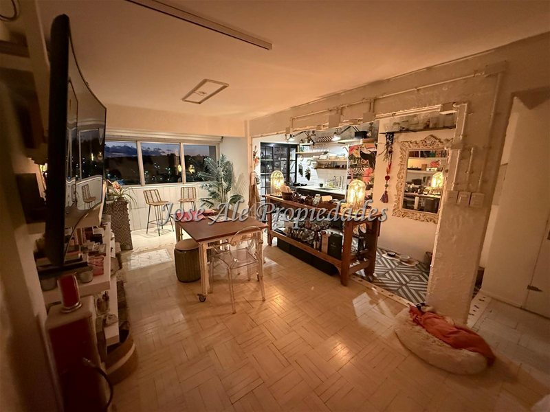EN VENTA APARTAMENTO CENTRICO DE 2 DORMITORIOS A METROS DE LA TERMINARL DE OMNIBUS Y PUERTO COMERCIAL DE COLONIA. - foto 1