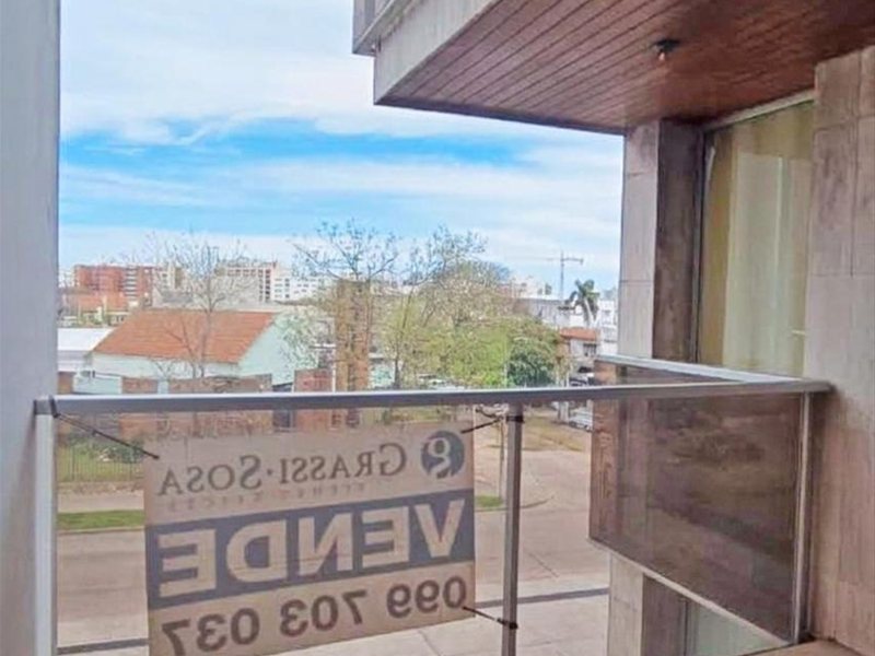 Venta Apartamento 2 dormitorios 2 Baños - Garaje y Terraza - Pocitos! - foto 1