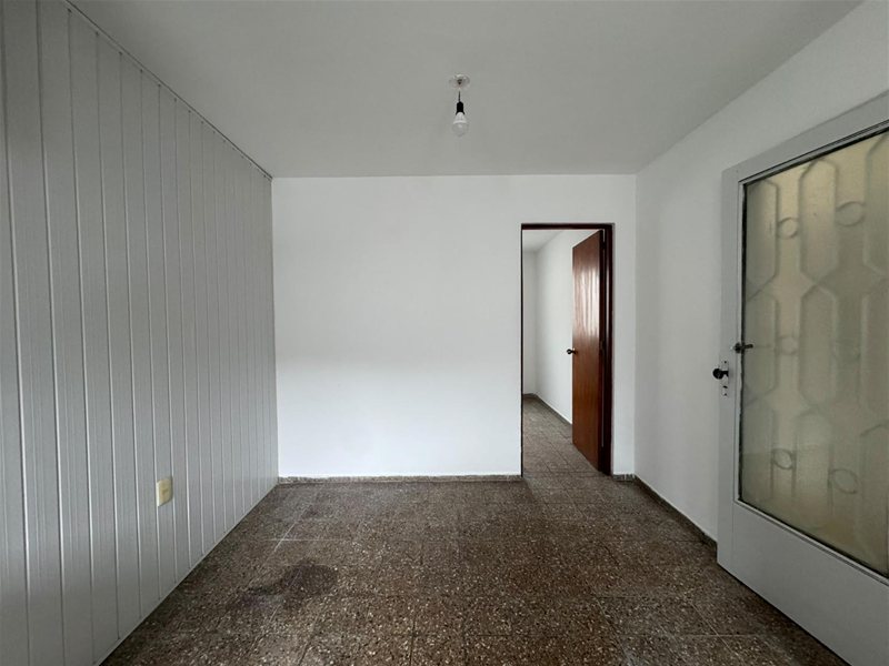 ALQUILER APTO UN DORMITORIO. CENTRO. BAJO EN GASTOS COMUNES. - foto 3