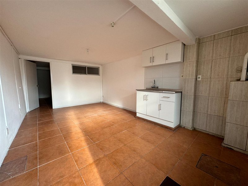 Alquiler apartamento 1 dormitorio PB cochera para 1 auto Brazo Oriental Burgues y Propios - foto 1